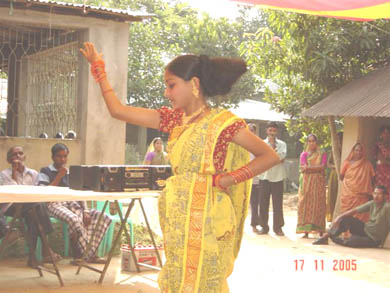 The special celebration of Vassula's visit, an extravaganza by the village children!