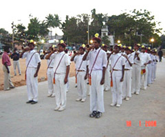 Band preceding Vassula and the priests to the meeting