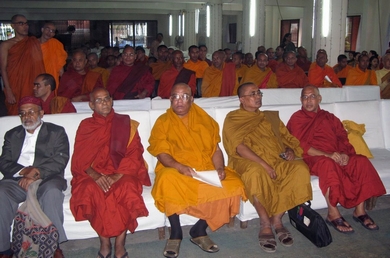 Monjes Budistas en la Ceremonia